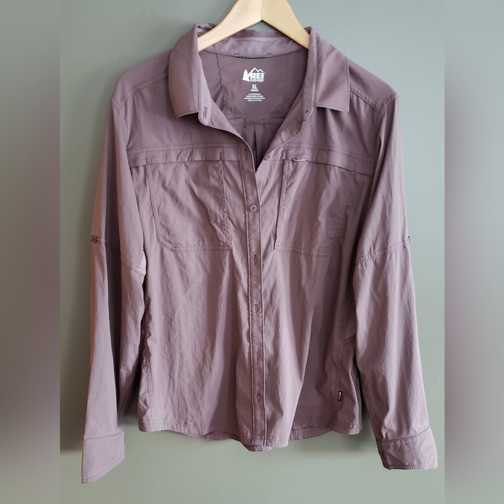 REI Women's Button-Down Shirt in Mauve